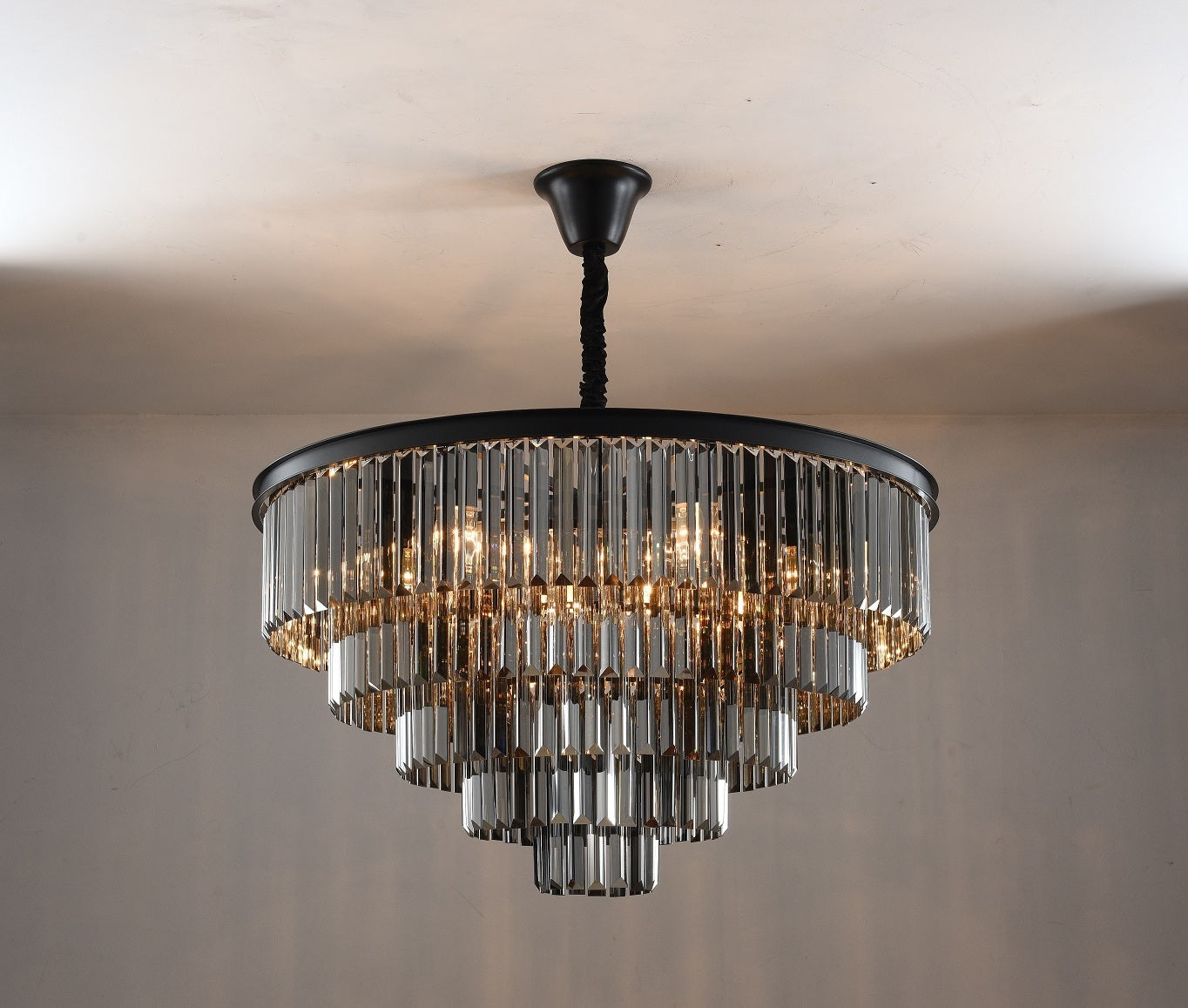 Mørk lysekrone Chandi