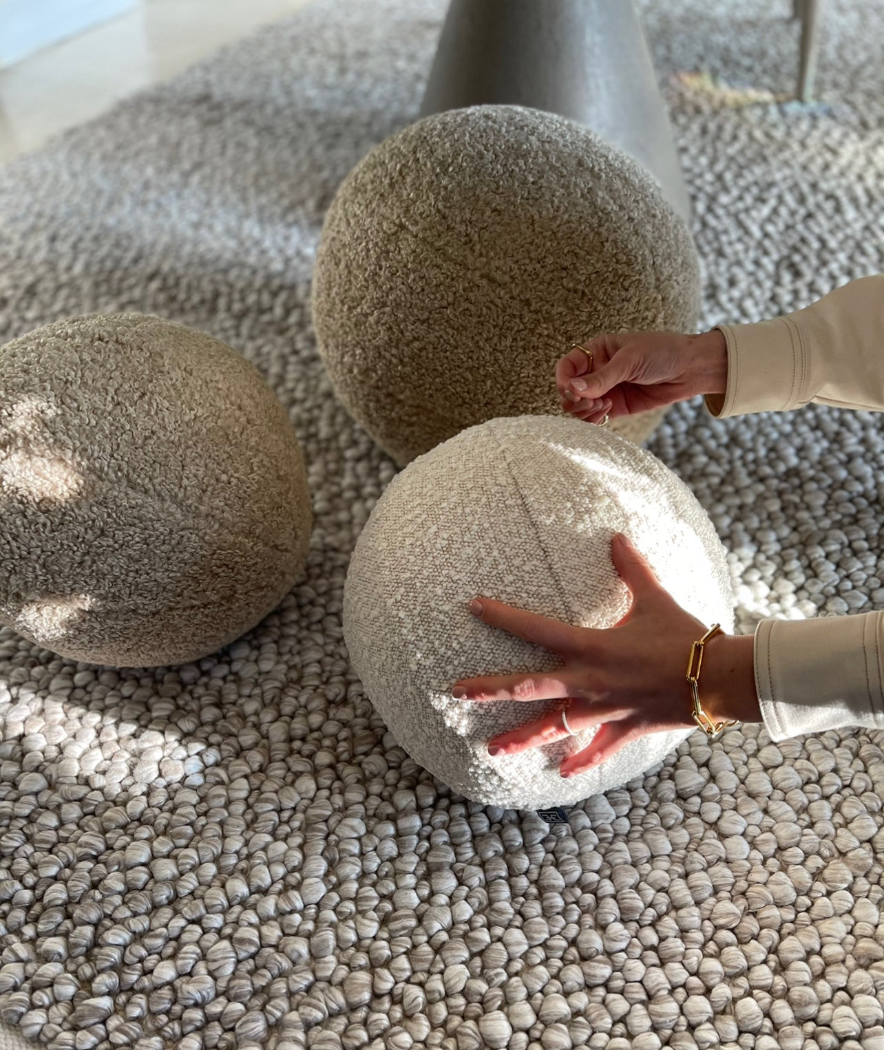 Rund Pude Sandfarvet