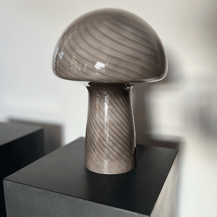 Fungi-bordlampe-miljøbillede2