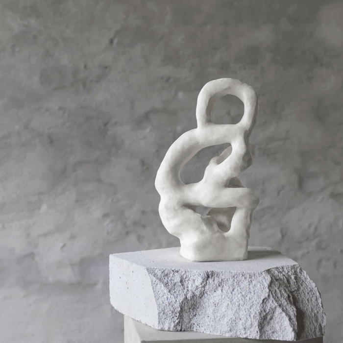 Skulptur-i-Sten-Resin-Råhvid-2