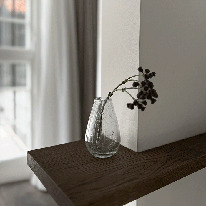 Drop vase